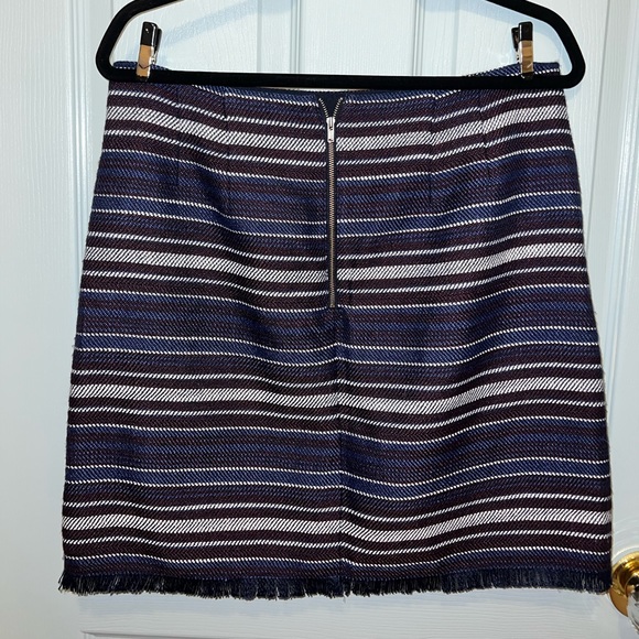 Loft Textured Skirt Sz 10 - Picture 4 of 5